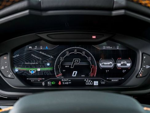 Used 2023 Lamborghini Urus S image 19