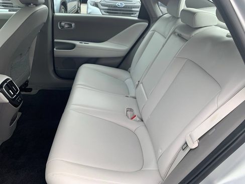 Used 2024 Hyundai Ioniq 6 SEL AWD/4WD image 16