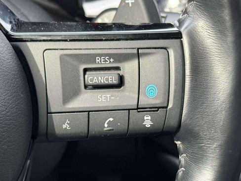 Used 2023 Nissan Pathfinder Platinum w/ Lighting Package (N93) image 19