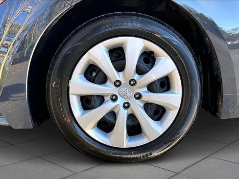 Certified 2025 Toyota Corolla LE image 11