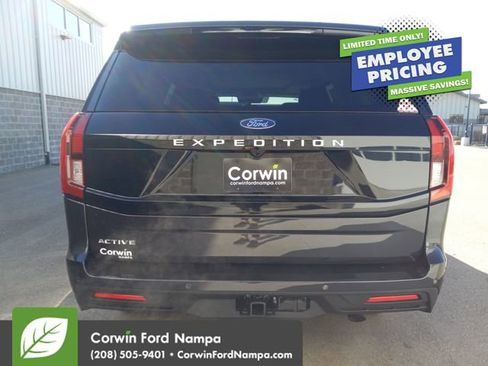 New 2026 Ford Expedition Active AWD/4WD image 4