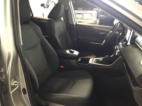 Used 2024 Toyota RAV4 XLE AWD/4WD image 24