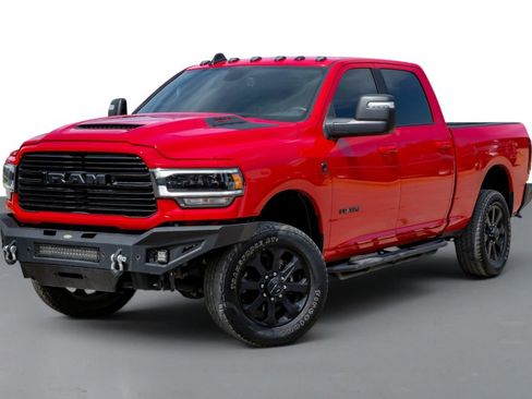 Used 2024 RAM 2500 Laramie w/ Night Edition AWD/4WD image 4