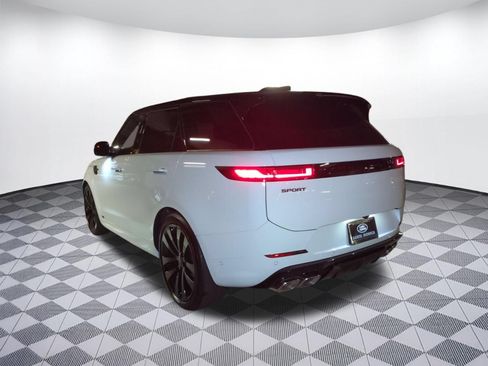 New 2026 Land Rover Range Rover Sport Dynamic SE AWD/4WD image 3