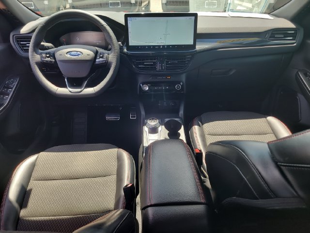 Used 2023 Ford Escape ST-Line w/ Tech Pack #1 FWD image 15
