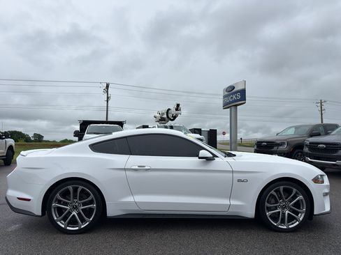 Used 2021 Ford Mustang GT Premium RWD image 4