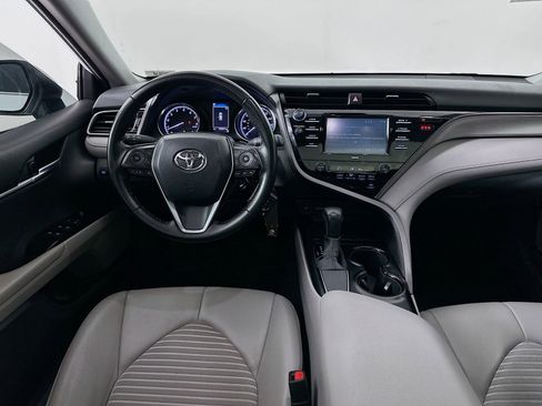 Used 2020 Toyota Camry SE image 22