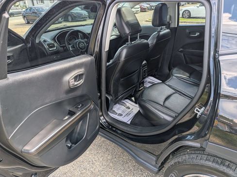 Used 2019 Jeep Compass Limited AWD/4WD image 25