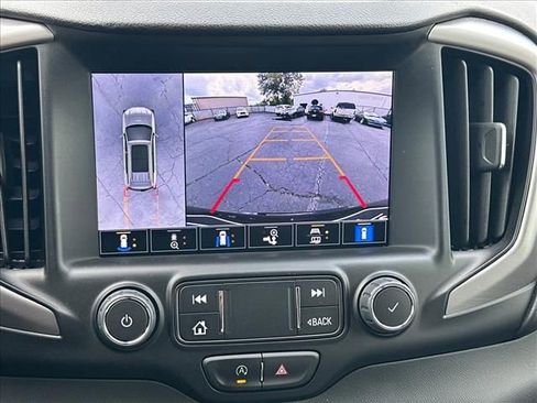 Certified 2023 GMC Terrain AT4 w/ Tech Package AWD/4WD image 27