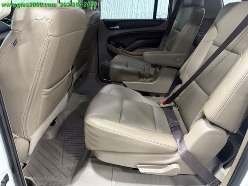 Used 2018 Chevrolet Suburban Premier AWD/4WD image 9