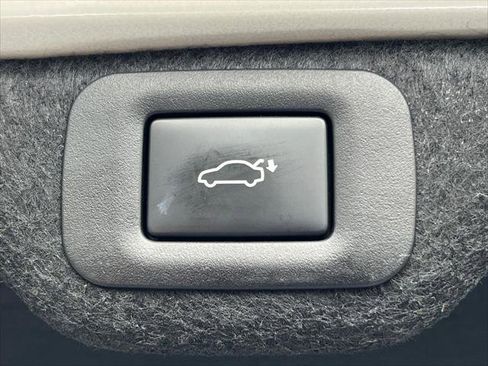 Certified 2023 Lexus ES 350 w/ Premium Package image 20