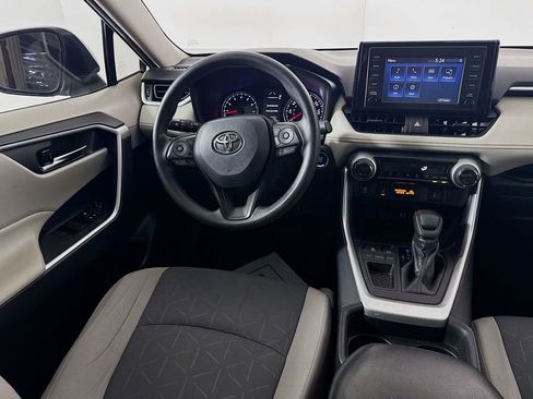 Used 2019 Toyota RAV4 XLE image 25