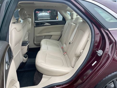 Used 2018 Lincoln MKZ Reserve AWD/4WD image 15