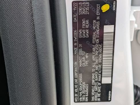 Certified 2023 Volvo XC60 B5 Ultimate w/ Protection Package Premier FWD image 32