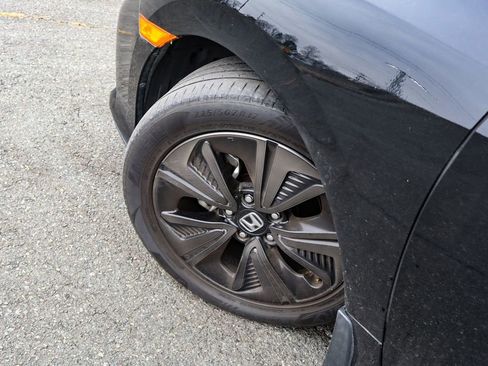 Used 2018 Honda Civic EX image 42