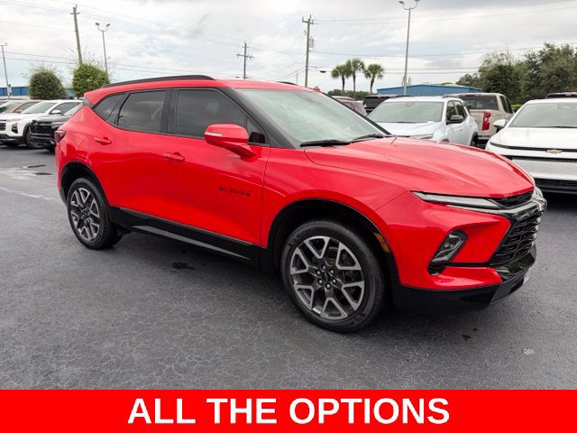 Used 2023 Chevrolet Blazer RS FWD image 1
