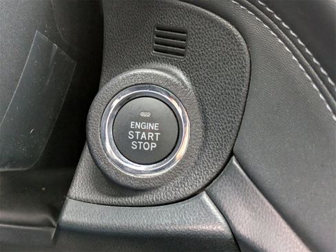 Used 2022 Subaru Outback Premium image 23