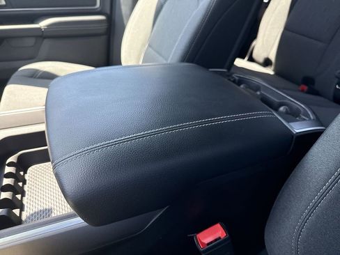 Used 2022 RAM 1500 Big Horn AWD/4WD image 25