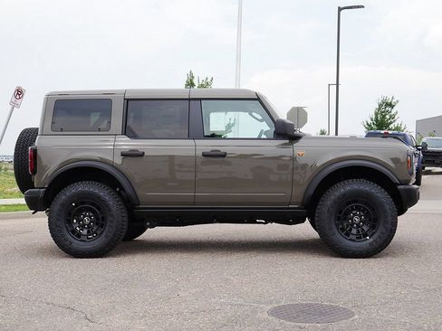 New 2026 Ford Bronco Badlands AWD/4WD image 6