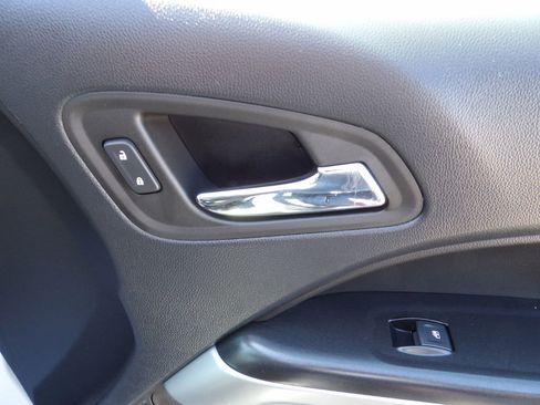 Used 2022 Chevrolet Colorado LT w/ Fleet Safety Package RWD image 34