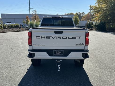 Used 2024 Chevrolet Silverado 3500 High Country w/ High Country Premium Package image 7