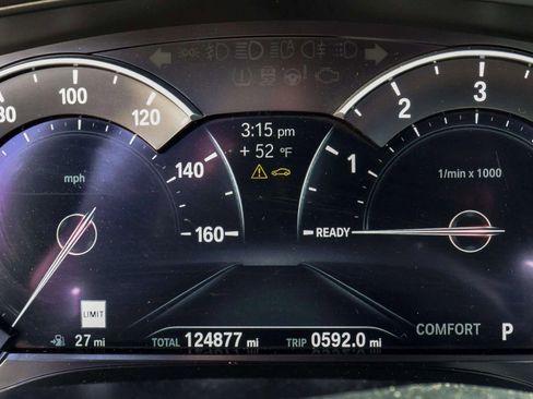 Used 2018 BMW 540i xDrive image 26