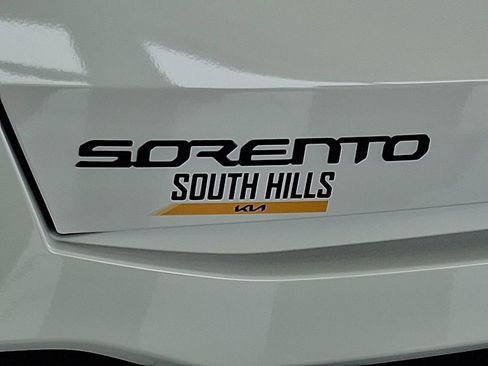 New 2025 Kia Sorento SX image 23