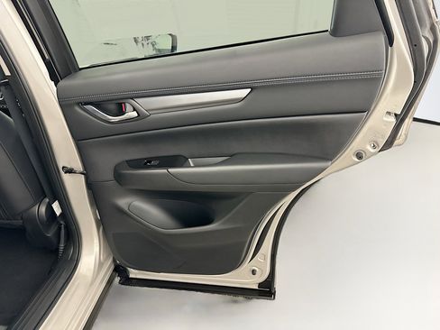 Used 2025 MAZDA CX-5 AWD 2.5 S w/ Select Package image 31