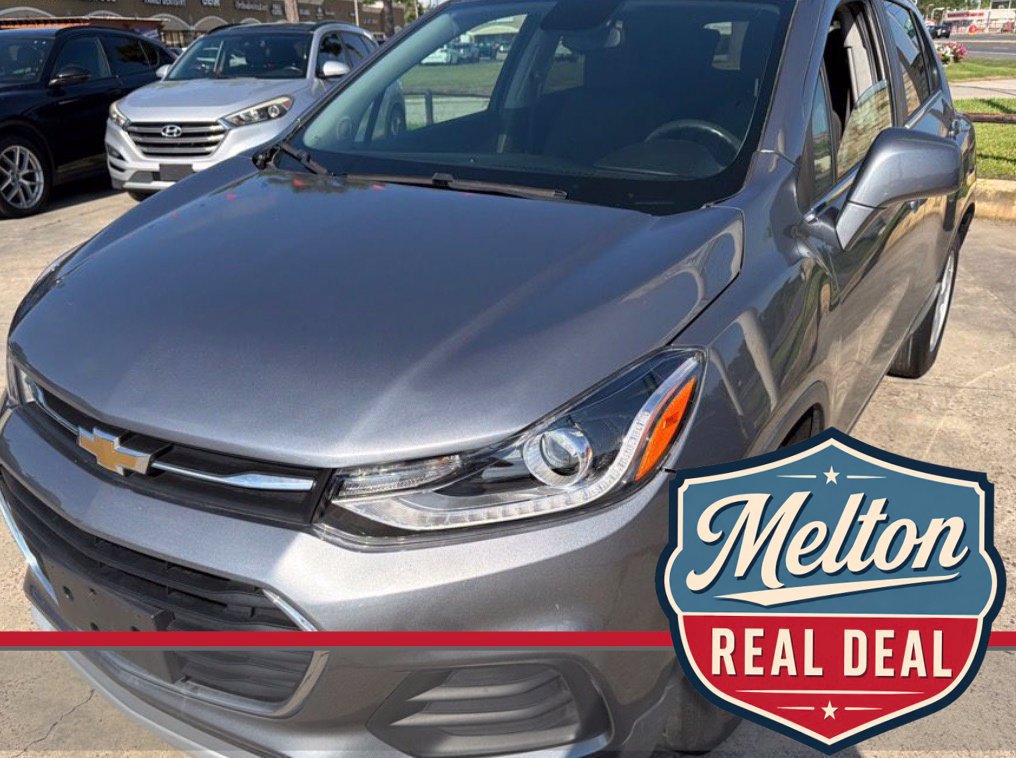 Used 2020 Chevrolet Trax LT FWD image 2