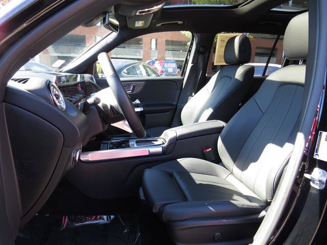 Certified 2024 Mercedes-Benz GLB 250 4MATIC image 18