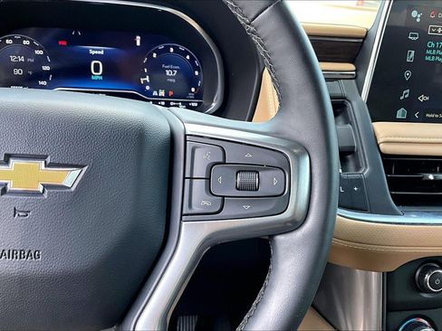 Used 2024 Chevrolet Tahoe Premier AWD/4WD image 19