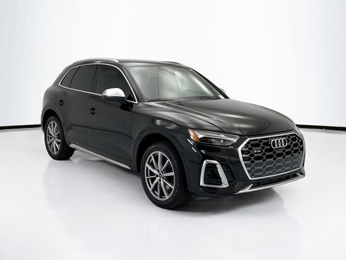Certified 2023 Audi SQ5 Premium Plus w/ Premium Plus Package AWD/4WD image 3