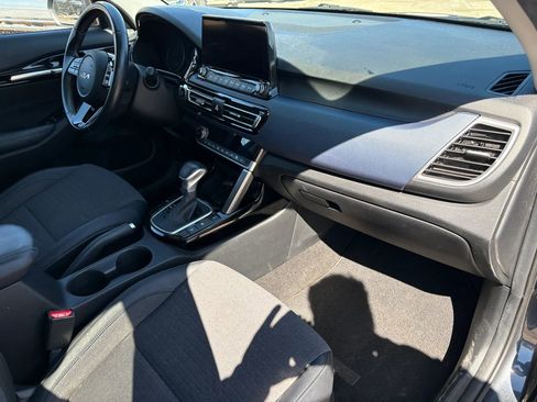 Used 2022 Kia Seltos S image 17