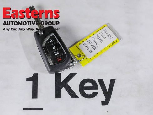Used 2024 Toyota Camry SE FWD image 25