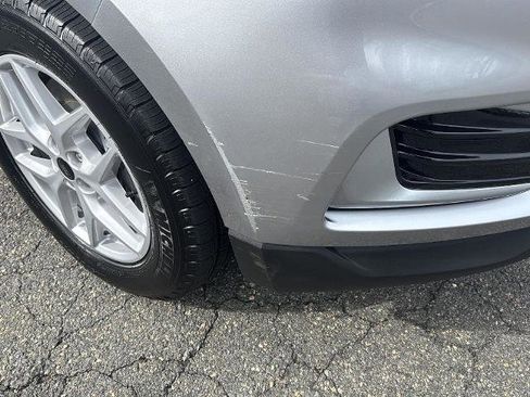 Certified 2024 Ford Edge SEL image 4