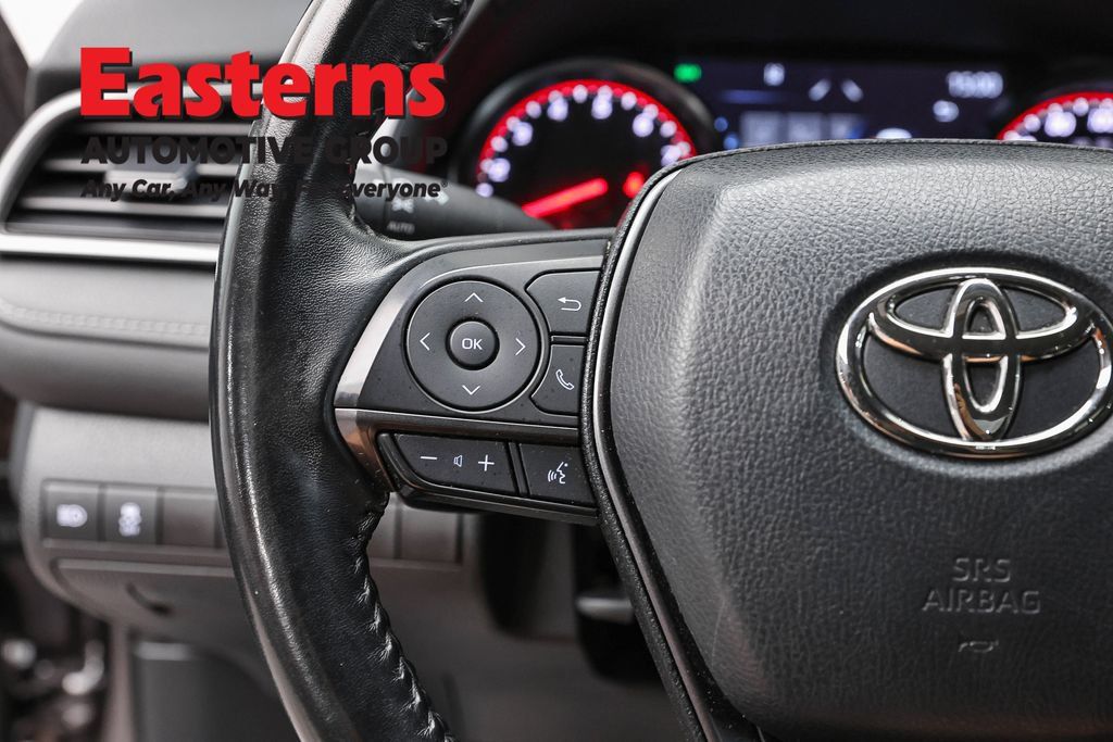Used 2023 Toyota Camry XSE FWD image 17