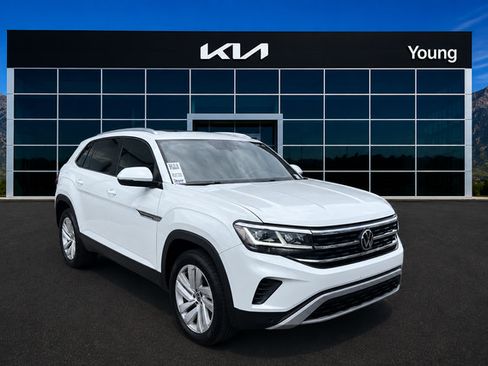 Used 2023 Volkswagen Atlas Cross Sport SE w/ Panoramic Sunroof Package AWD/4WD image 1