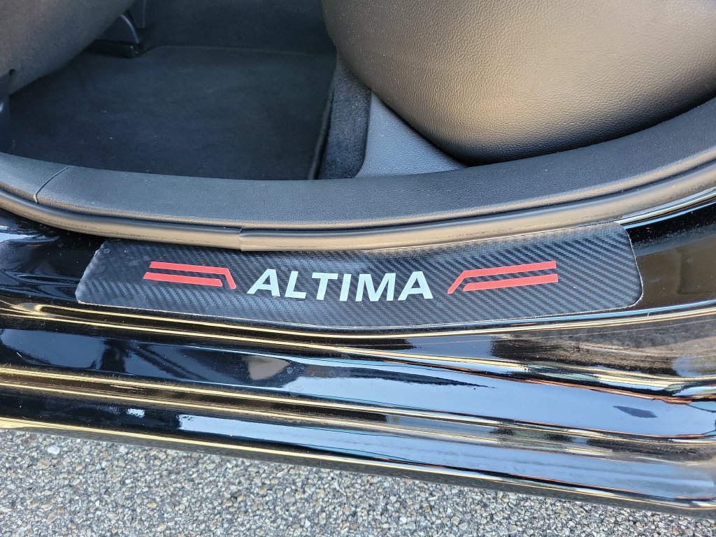 Used 2019 Nissan Altima 2.5 SL FWD image 11