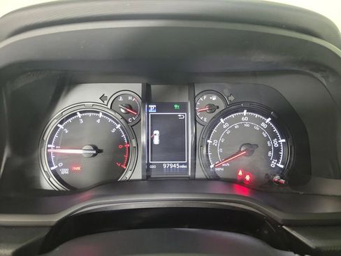 Used 2021 Toyota 4Runner SR5 Premium AWD/4WD image 25