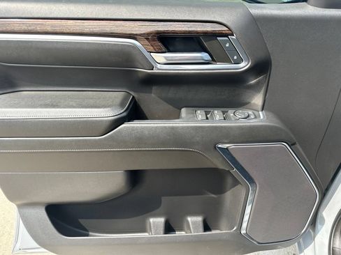 Certified 2024 GMC Sierra 1500 Elevation AWD/4WD image 16