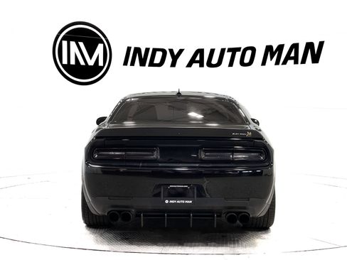 Used 2022 Dodge Challenger R/T Scat Pack RWD image 5