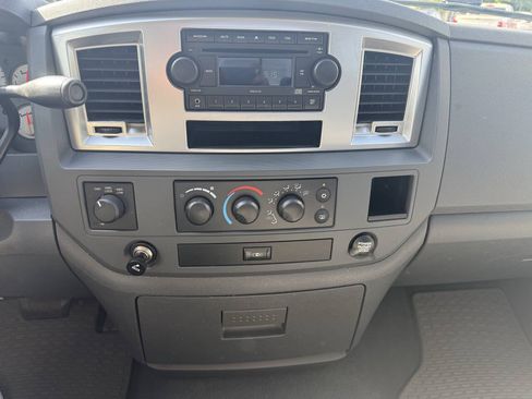 Used 2008 Dodge Ram 1500 Truck SLT w/ Trailer Tow Group AWD/4WD image 8