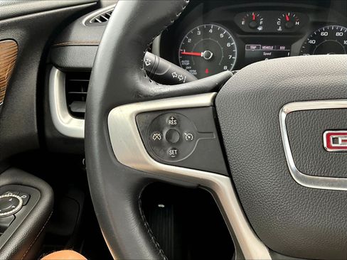 Used 2018 GMC Terrain SLE FWD image 11