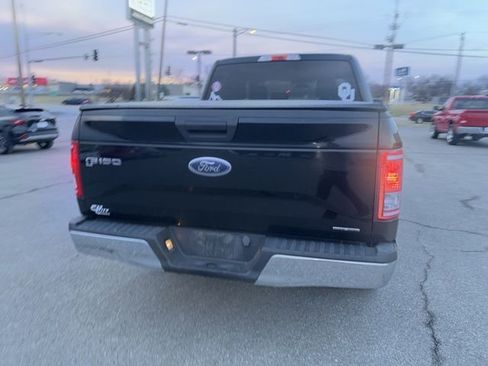 Used 2016 Ford F150 XLT image 16
