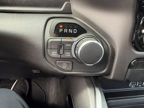 New 2026 RAM 1500 Express AWD/4WD image 23