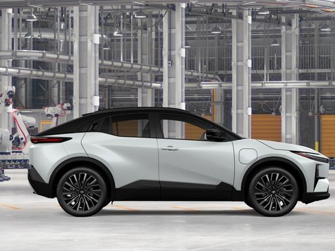 New 2026 Toyota C-HR AWD/4WD image 37