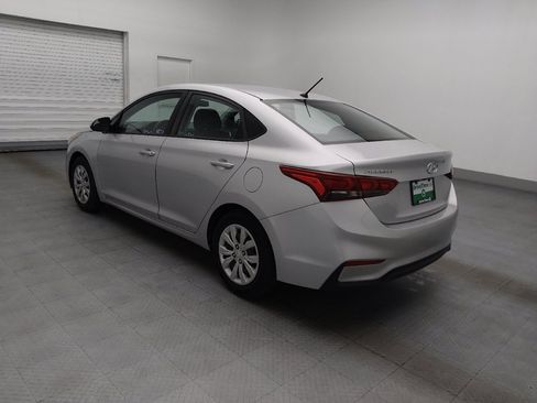 Used 2020 Hyundai Accent SE FWD image 3