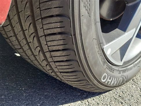 Used 2025 Hyundai Elantra Sport image 24