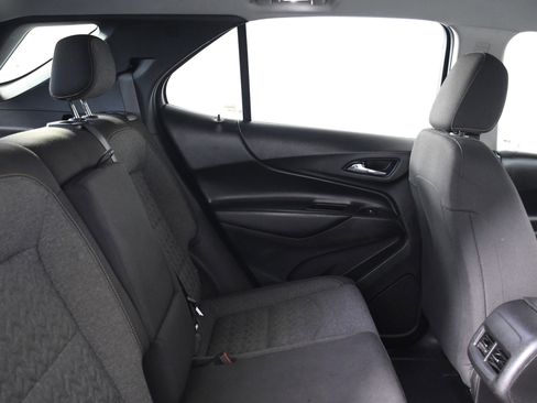 Used 2022 Chevrolet Equinox LT image 24