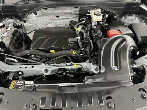 Used 2025 Chevrolet TrailBlazer LT w/ Convenience Package FWD image 31